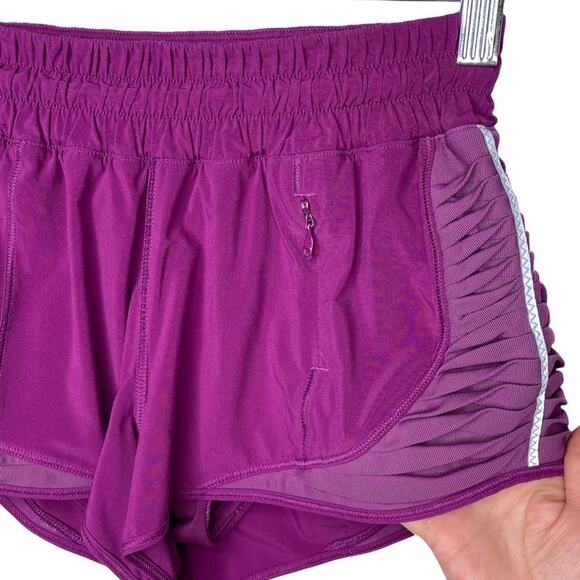 Lululemon Making Moves Short Regal Plum size 4 - Picture 5 of 14